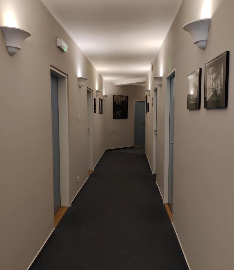 潘普鲁洪尼斯图利酒店 酒店 普鲁奥尼斯