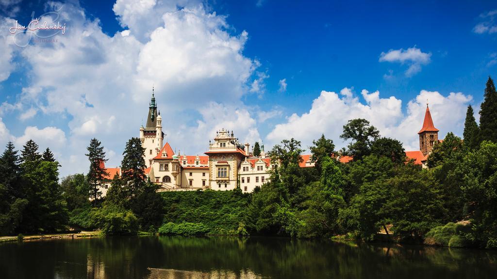 Hotel Tulipan Průhonice